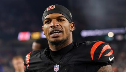 在背靠背比 在背靠背比